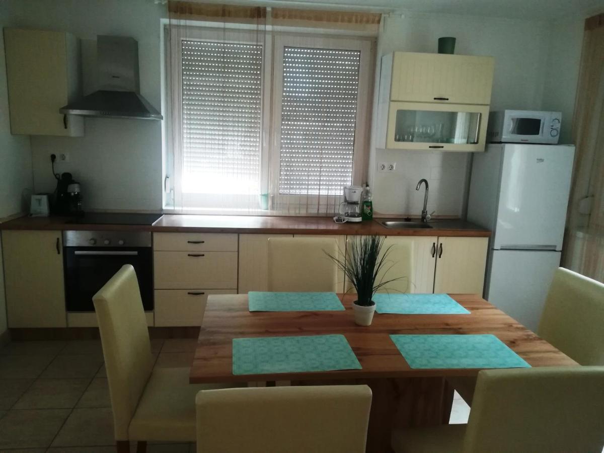 Balatinus Apartmanhaz Siófok Exterior foto