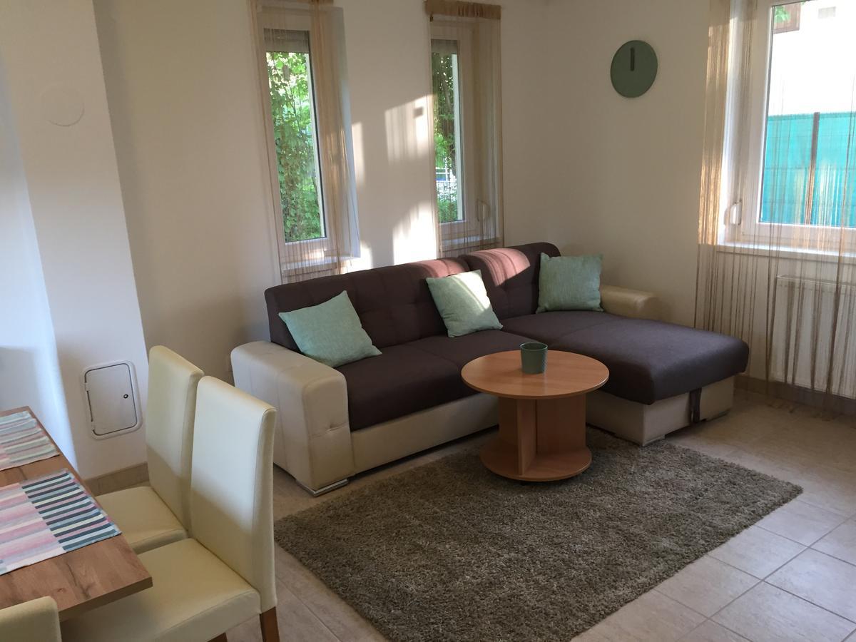 Balatinus Apartmanhaz Siófok Exterior foto