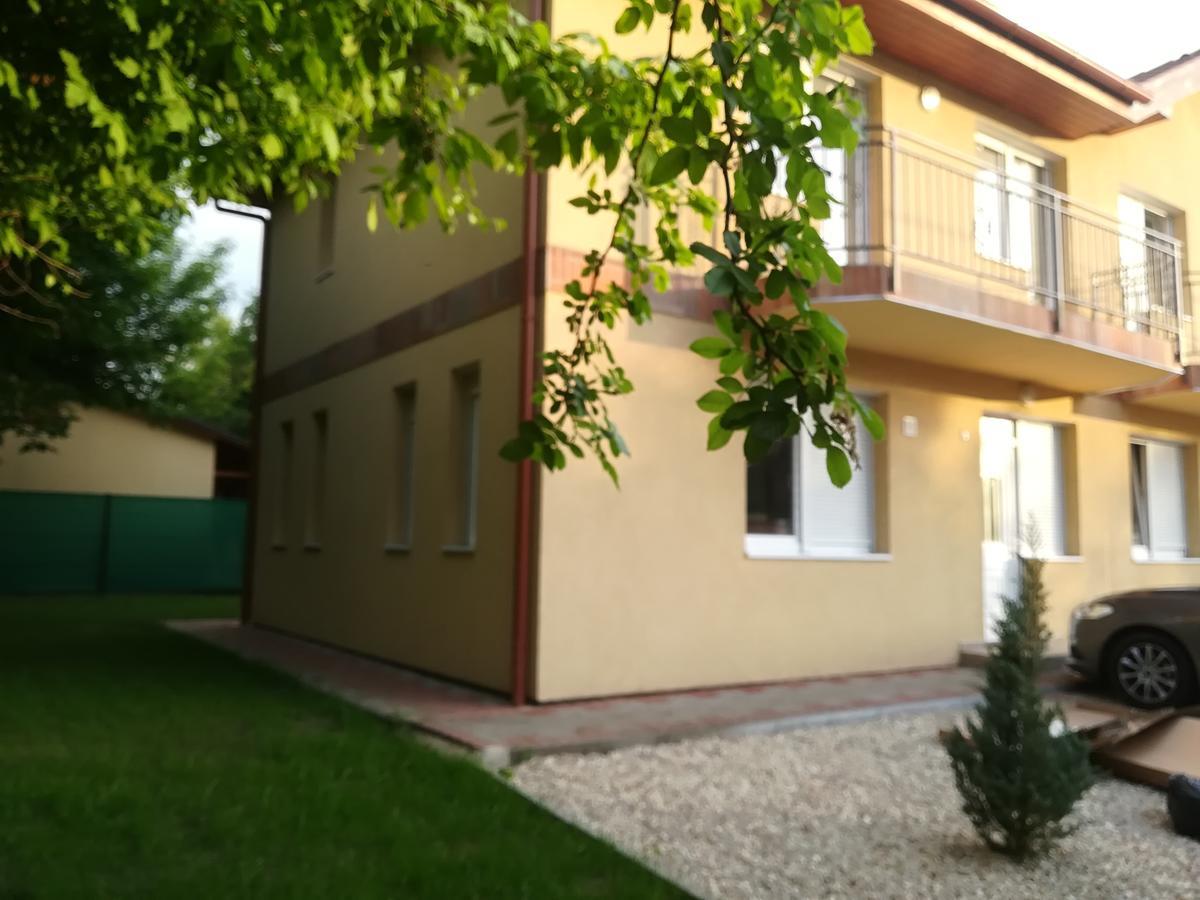 Balatinus Apartmanhaz Siófok Exterior foto