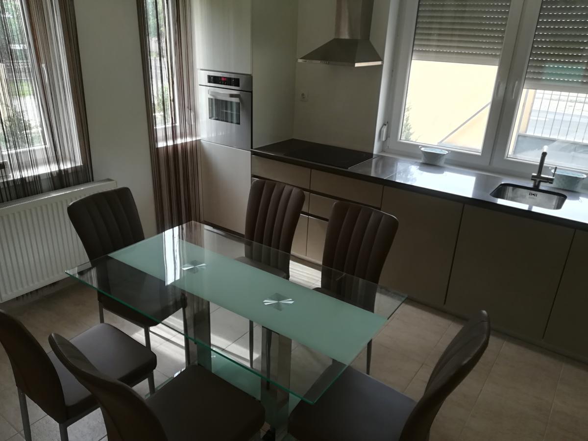 Balatinus Apartmanhaz Siófok Exterior foto